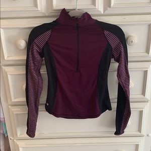 Long sleeve active top